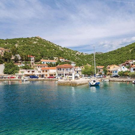Cozy Apartment In Starigrad With House Sea View Exterior foto